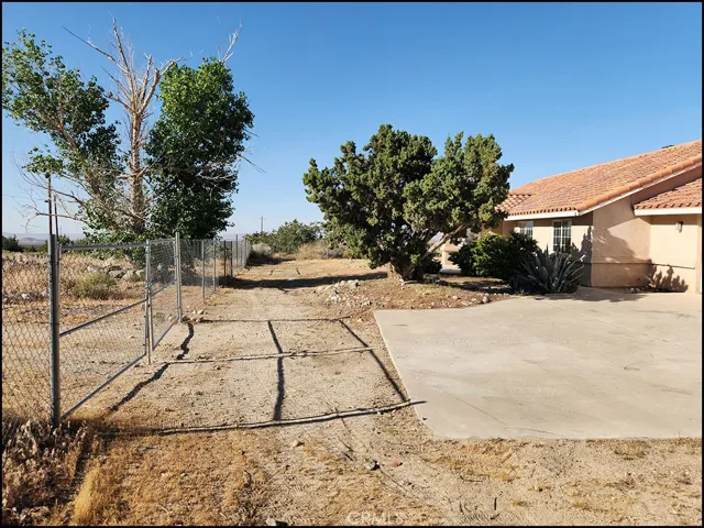 10685 Crystal Air, Pinon Hills, California 92372