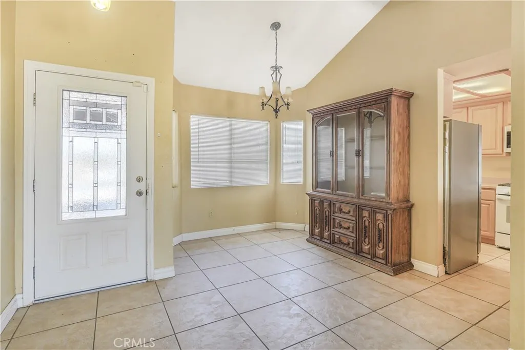 26767 Corona Drive, Helendale, California 92342 — photo 4