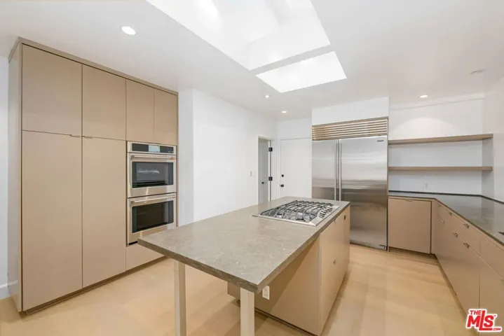 1836 N Doheny Drive, Los Angeles, California 90069