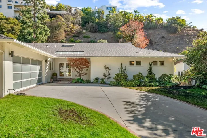 1836 N Doheny Drive, Los Angeles, California 90069