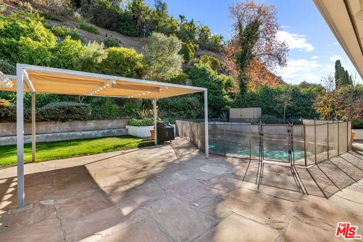 1836 N Doheny Drive, Los Angeles, California 90069