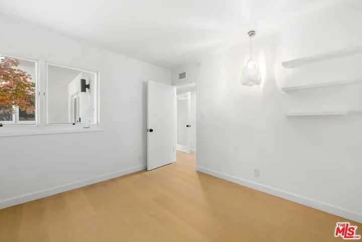 1836 N Doheny Drive, Los Angeles, California 90069