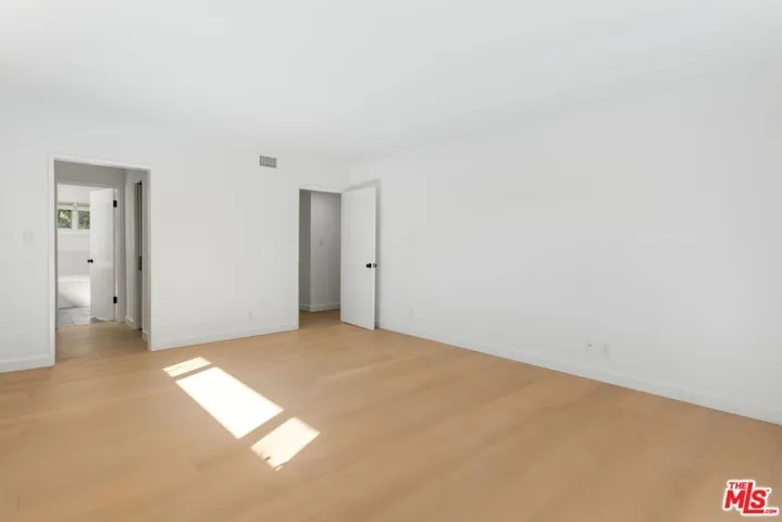 1836 N Doheny Drive, Los Angeles, California 90069