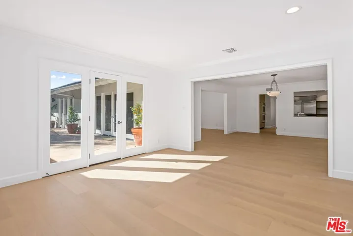 1836 N Doheny Drive, Los Angeles, California 90069