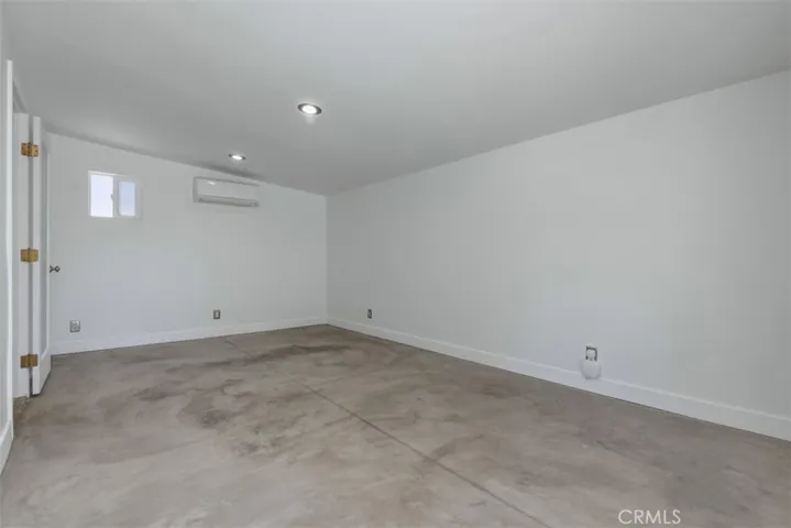 5646 Norwich Ave., Sherman Oaks, California 91411