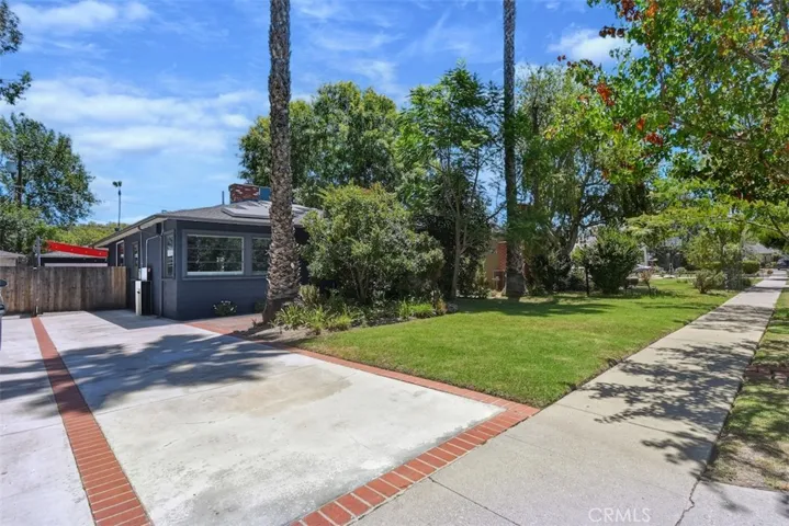 5646 Norwich Ave., Sherman Oaks, California 91411