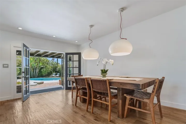 5646 Norwich Ave., Sherman Oaks, California 91411