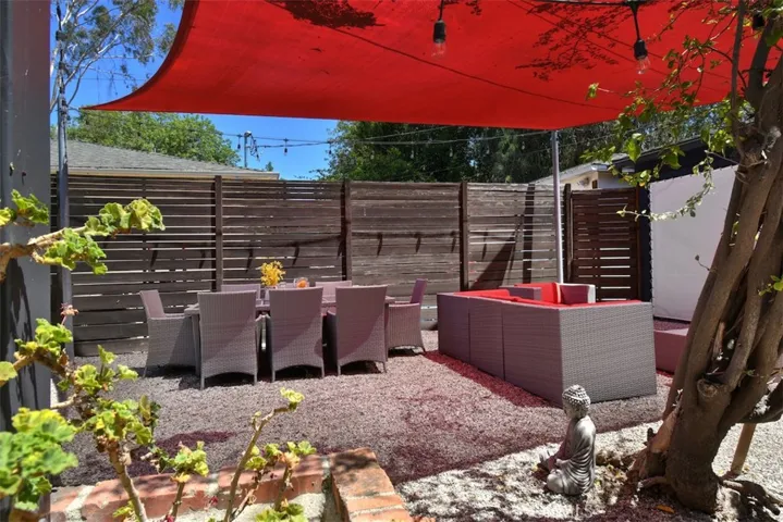 5646 Norwich Ave., Sherman Oaks, California 91411