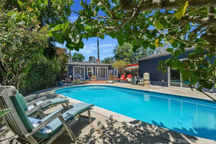 5646 Norwich Ave., Sherman Oaks, California 91411
