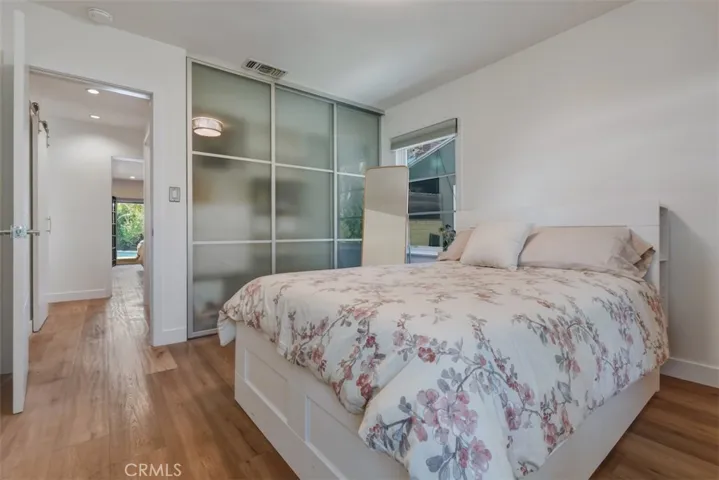 5646 Norwich Ave., Sherman Oaks, California 91411