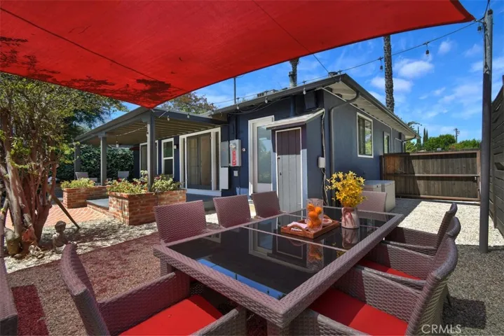 5646 Norwich Ave., Sherman Oaks, California 91411