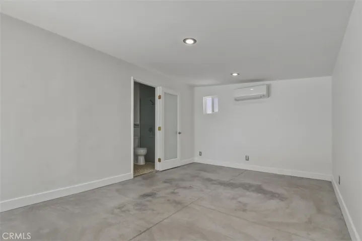 5646 Norwich Ave., Sherman Oaks, California 91411