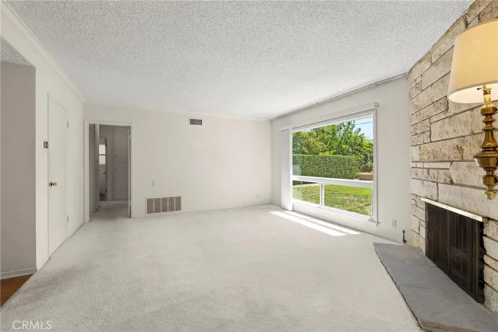 9412 Rhea, Northridge, California 91324