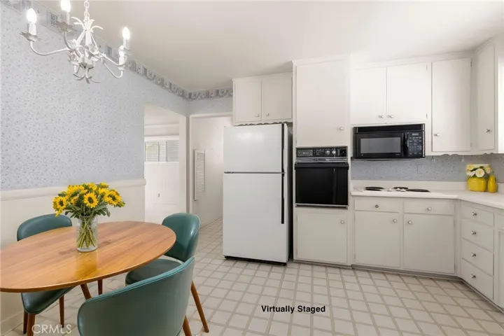 9412 Rhea, Northridge, California 91324