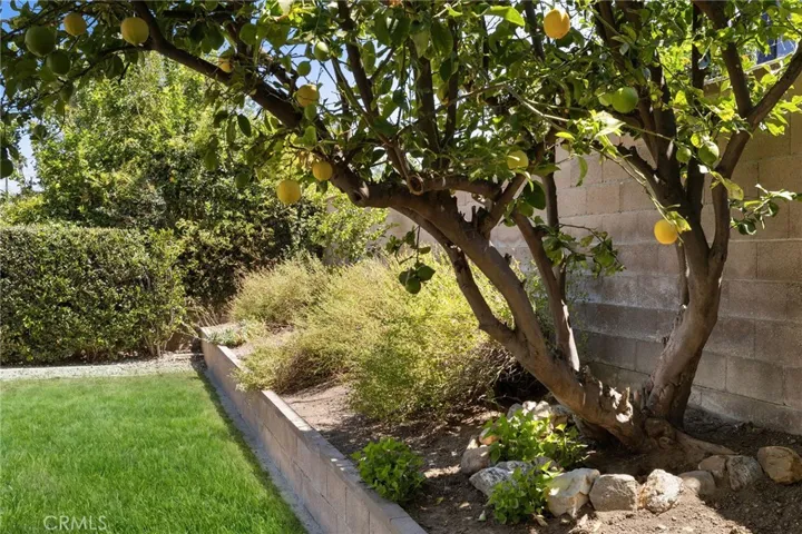 9412 Rhea, Northridge, California 91324