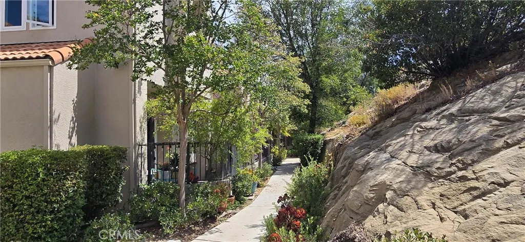 22236 Horizon, Chatsworth, California 91311
