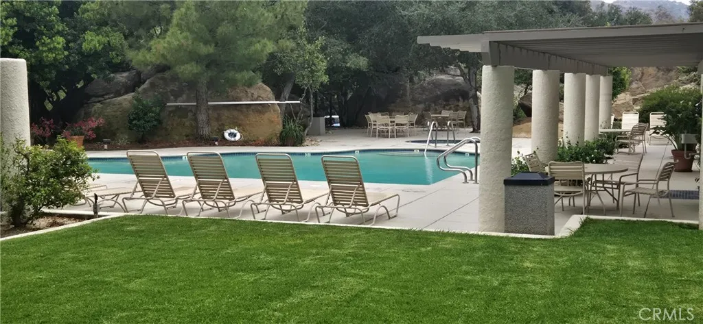 22236 Horizon, Chatsworth, California 91311