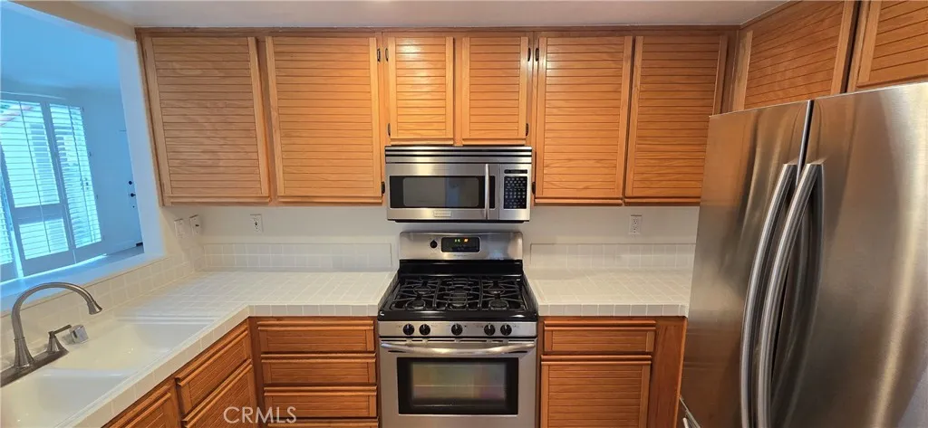 22236 Horizon, Chatsworth, California 91311