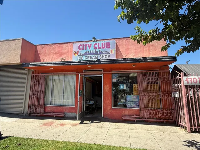 4631 E Compton, Compton, California 90221