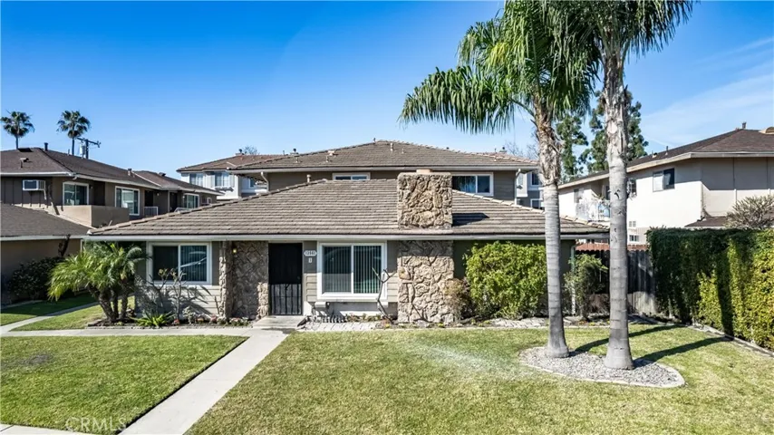 13561 Arizona, Westminster, California 92683