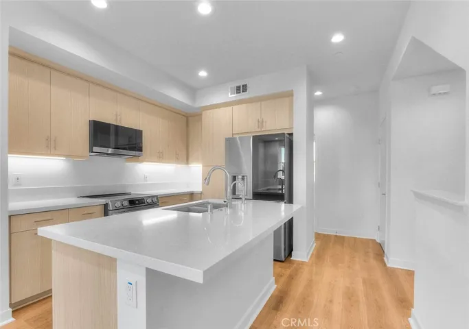 149 N First Avenue, Upland, California 91786 — photo 5