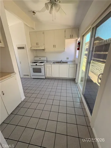 Living room to kitchen view