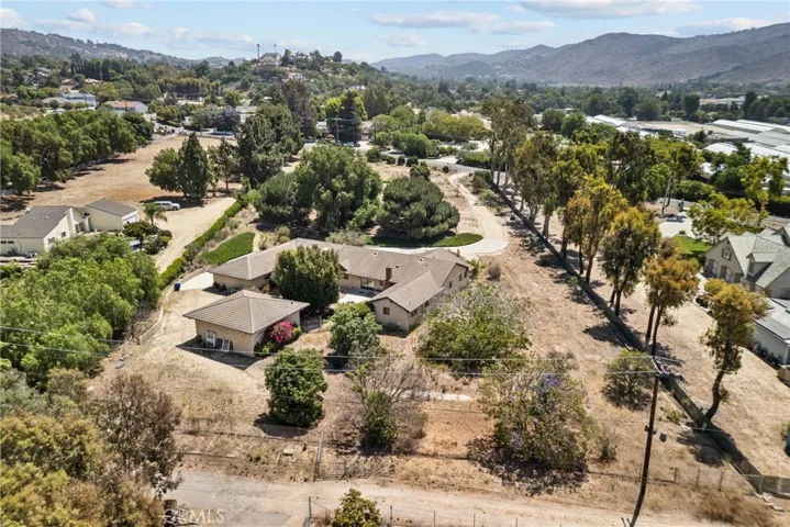 2425 Duval Road, Santa Rosa, California 93012