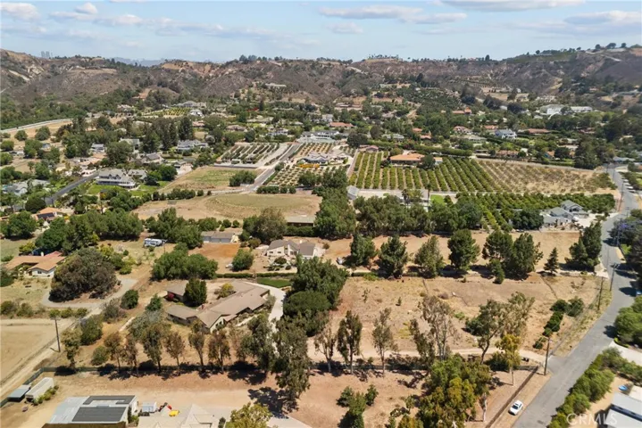 2425 Duval Road, Santa Rosa, California 93012