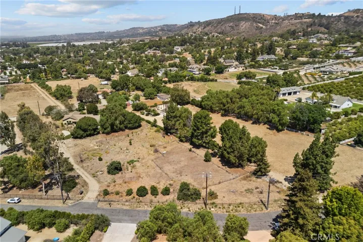 2425 Duval Road, Santa Rosa, California 93012