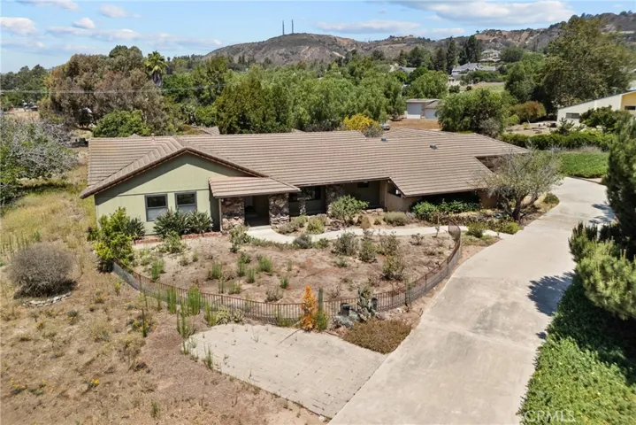 2425 Duval Road, Santa Rosa, California 93012