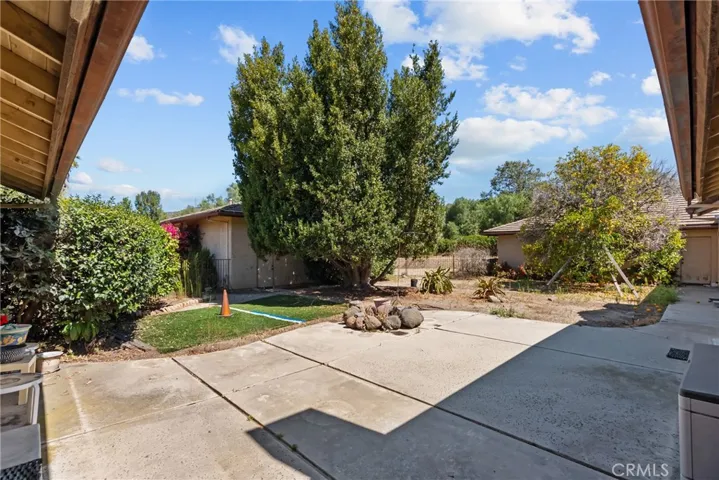 2425 Duval Road, Santa Rosa, California 93012