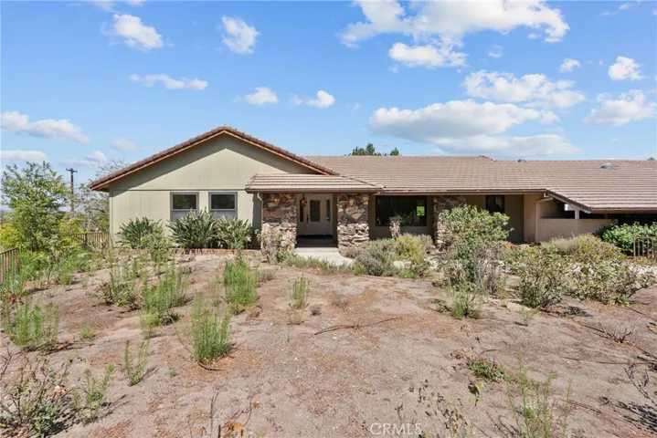 2425 Duval Road, Santa Rosa, California 93012