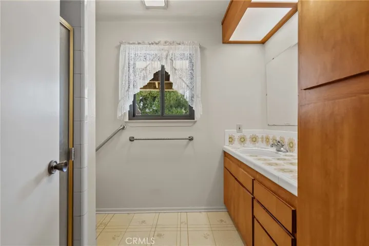 guest suite bath