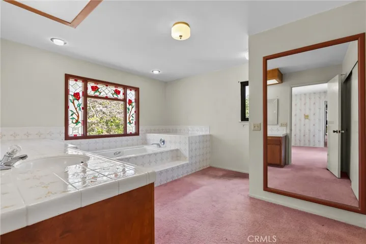 2425 Duval Road, Santa Rosa, California 93012