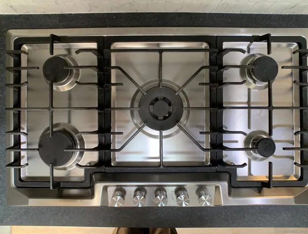 5-burner gas cooktop.