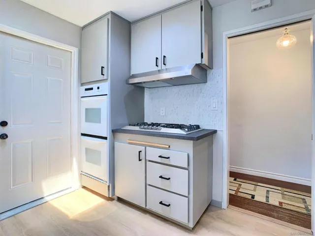 stove, oven and microwave