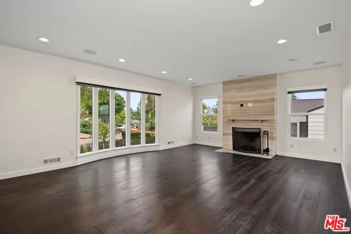 175 Barlock Avenue, Los Angeles, California 90049
