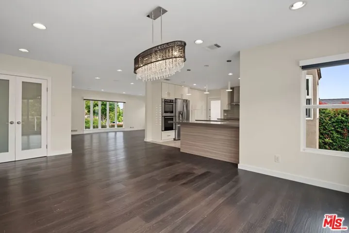 175 Barlock Avenue, Los Angeles, California 90049