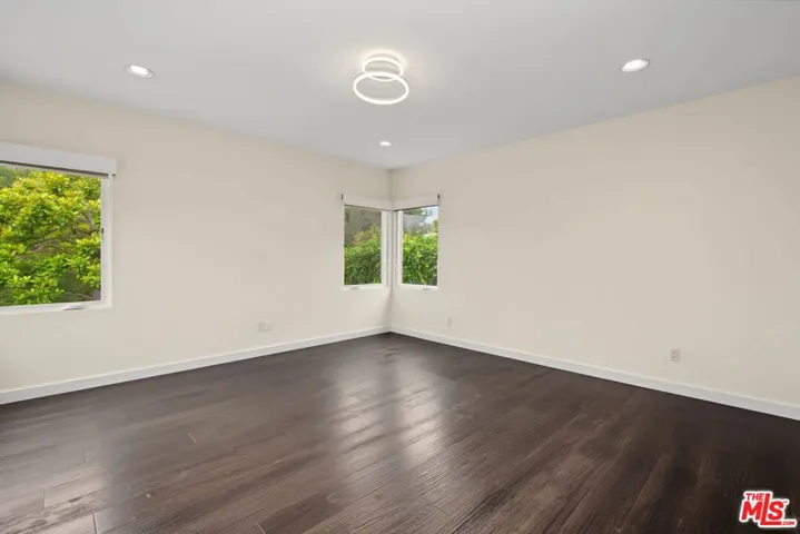 175 Barlock Avenue, Los Angeles, California 90049