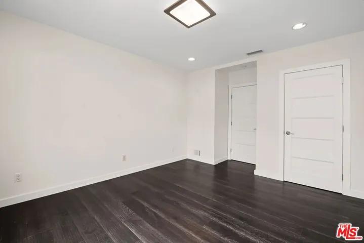 175 Barlock Avenue, Los Angeles, California 90049