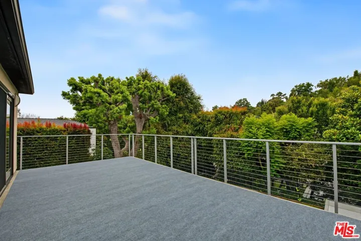 175 Barlock Avenue, Los Angeles, California 90049