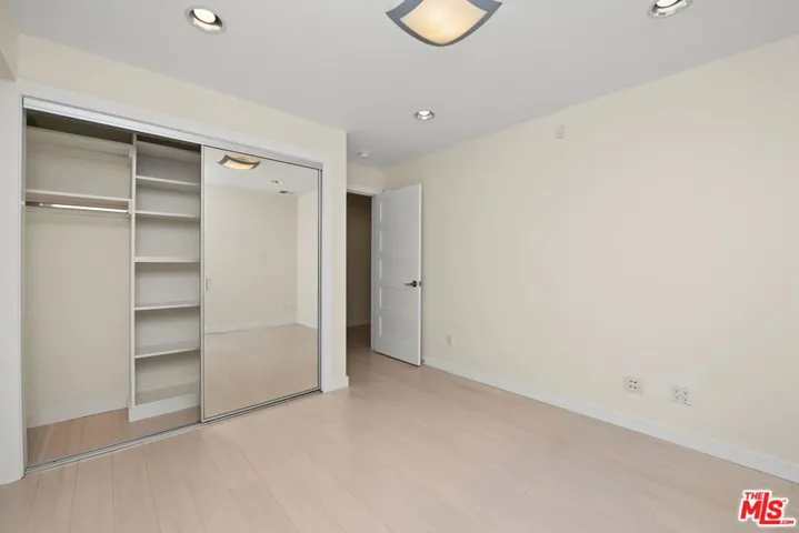 175 Barlock Avenue, Los Angeles, California 90049