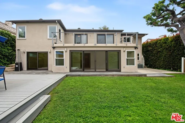 175 Barlock Avenue, Los Angeles, California 90049