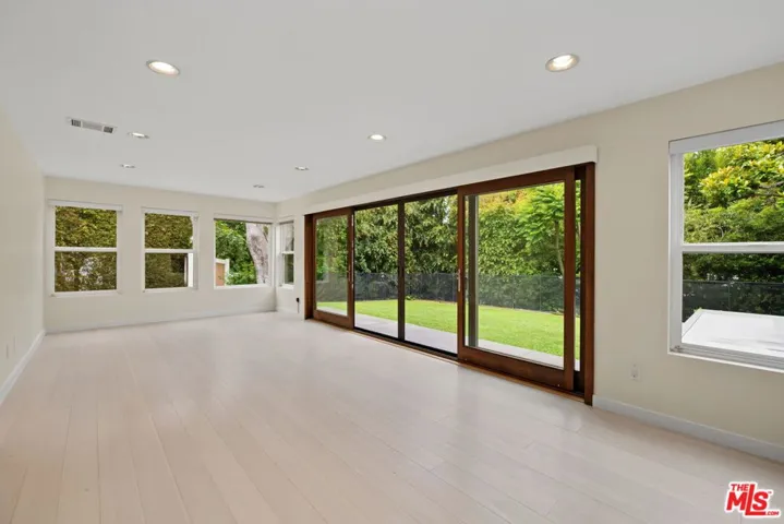 175 Barlock Avenue, Los Angeles, California 90049