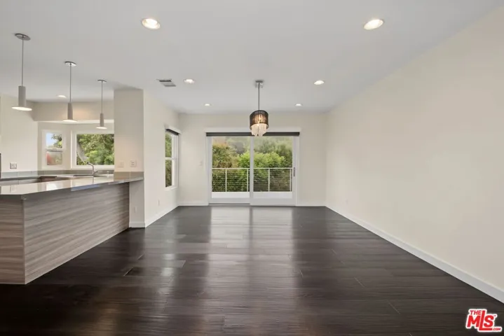 175 Barlock Avenue, Los Angeles, California 90049