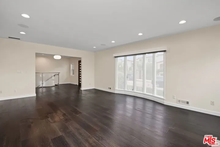 175 Barlock Avenue, Los Angeles, California 90049