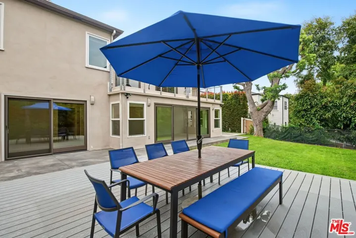 175 Barlock Avenue, Los Angeles, California 90049