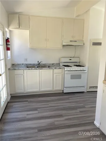 Front view of kitchen