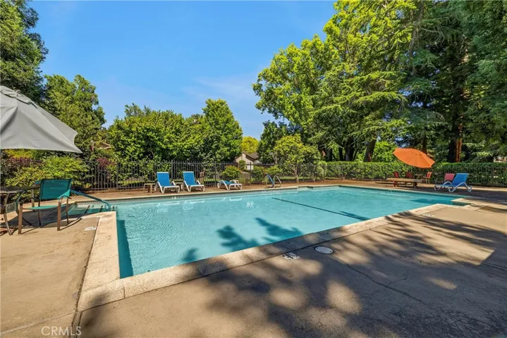 28 Pebblewood Pines, Chico, California 95926