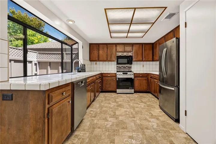 28 Pebblewood Pines, Chico, California 95926